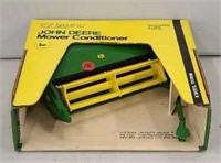 JD Mower Conditioner in Green & Yellow Box
