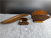 Wooden Vintage Painted Napkin Holder & Wooden Pcs