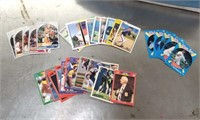 Large collection of sports cards, baseball,