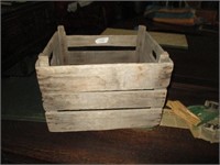 Wood box w/ handles