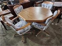 Dining room table with chairs and leaf 48x30