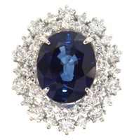 14kt Gold 7.80 ct Oval Sapphire & Diamond Ring