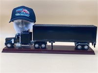 Kenworth Semitruck Diecast & Trucking Hat