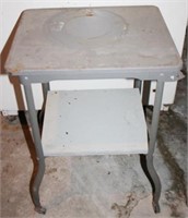 Metal Table Stand - 18" x 14" x 26"