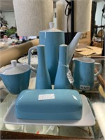 9 PCS MIKASA TURQUOISE & WHITE SERVING SET - CHIP