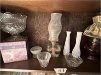 (2) OIL LAMPS & HOME DECORATIONS