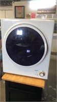 Compact dryer electric