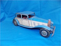 1930'S TIN LIMOUSINE MADE IN ENGLAND
