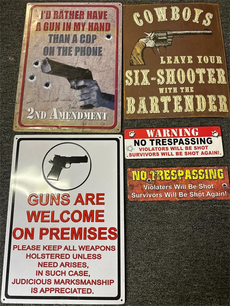 Novelty metal signs