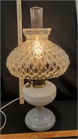 Vintage Aladdin faux oil style table lamp.