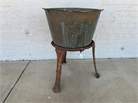 Washing Copper On Stand