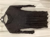 Size large womenâ€™s casual dress long sleeves