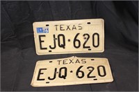 '76 Texas Matching License Plates-EJQ 620