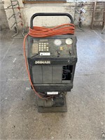 Robinair 34700 recovery/Recycling/recharge station