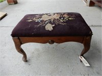 NEEDLE POINT STOOL WITH QUEEN ANNE LEGS