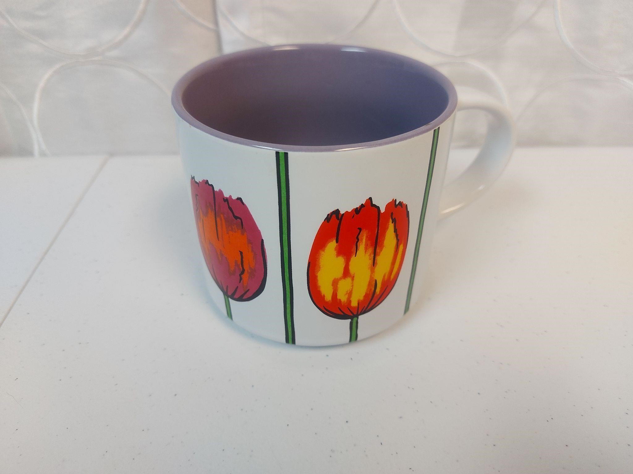 Flower Mug, New or Like New Condition