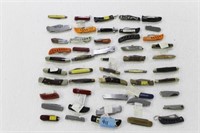 GROUPING: 50 KNIVES