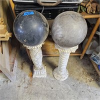 Bowling Ball yard decoration 2 sets