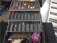 Fishing tackle box