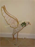 Lighted outdoor dove 28"h