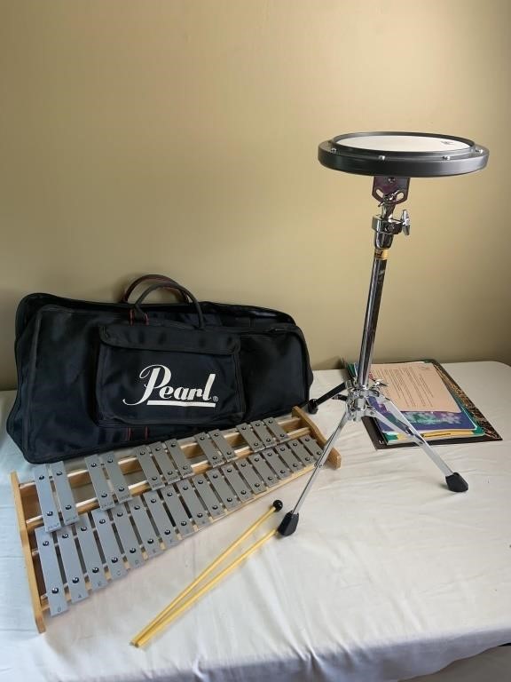 Pearl brand xylophone & drum on stand
