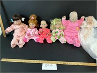 Lot of 6 Lee Middleton dolls-see description