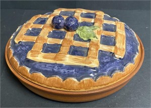 Pottery Blueberry Pie Covered Dish, 11x4in
