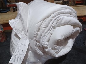 OEKO-TEX King Comforter  White