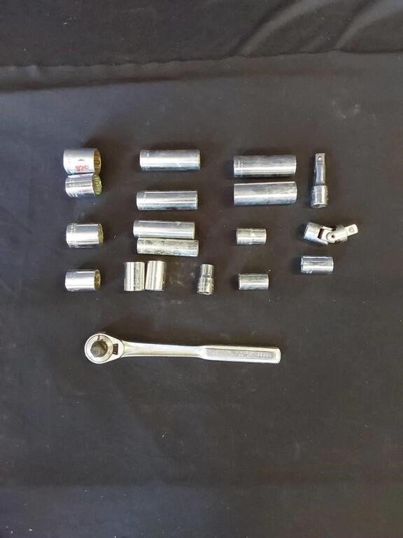 Craftsman Ratchet and Sockets