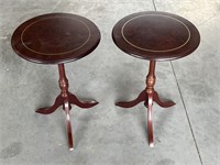 2 small round tables