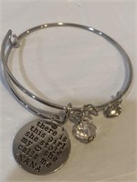 Granddaughter/grandma heart bracelet