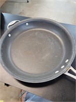 Calphalon skillet with strainer pan