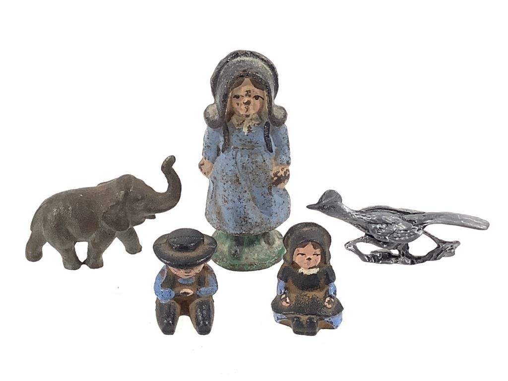 5 Cast Iron, Pewter Figurines Elephant, Dutch Kids