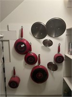 9 Pcs of Kitchen Aid Cookware