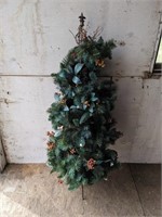 4 ft Artificial Christmas Tree