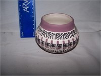 NAVAJO POTTERY BOWL SIGNED ANDIE T. - 4"