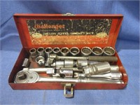 Socket set