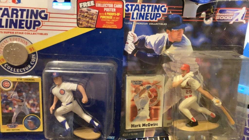 2 Starting Lineups - Sandberg / McGwire