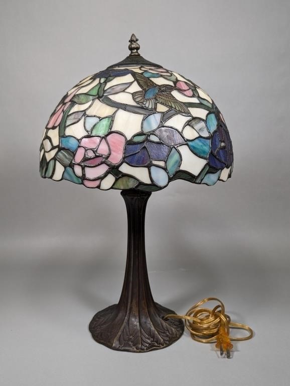 New Tiffany Style Table Lamp