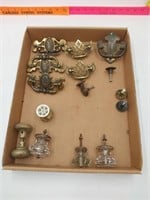Drawer Pulls (6) and Knobs (4) (Brass-colored)