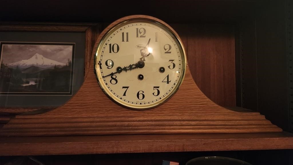 Vintage Ridgeway Mantle Clock