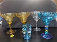 Decorative Plastic Drink Glasses  (Living Room)