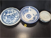 Japanese Porcelain Bowls   (Living Room)
