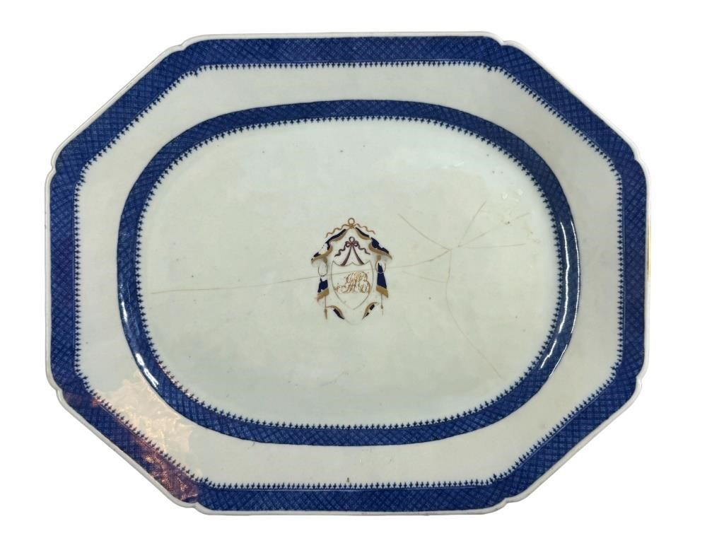 An Antique Chinese Export Porcelain Platter w/