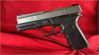 Taurus PT 24/7-G2  45 Caliber ACP