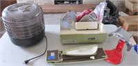 Meat slicer, knife, dehydrator