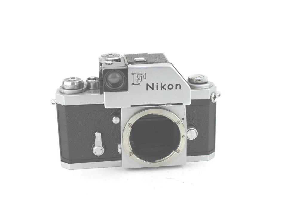 NIKON F PHOTOMIC 35 MM SLR CAMERA BODY