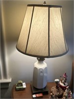 2 Vintage Table Lamps