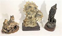 Lot of wildlife statues