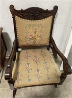 (H) Vintage Floral Pattern Wood Rocking Chair